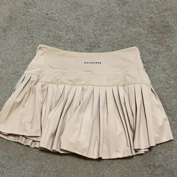 Goldhinge Cream Pleated Skirt - Picture 2 of 3